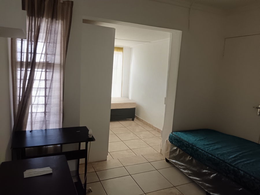 10 Bedroom Property for Sale in Brandwag Free State